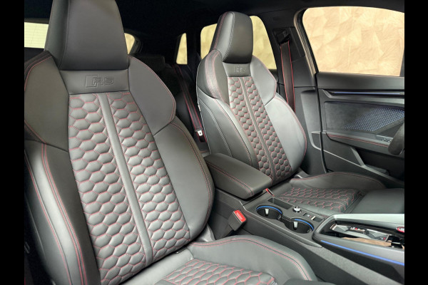 Audi RS3 Sportback 2.5 TFSI RS 3 quattro | Facelift | Pano | SONOS | Keyless | HUD | ACC | RS-Zetels