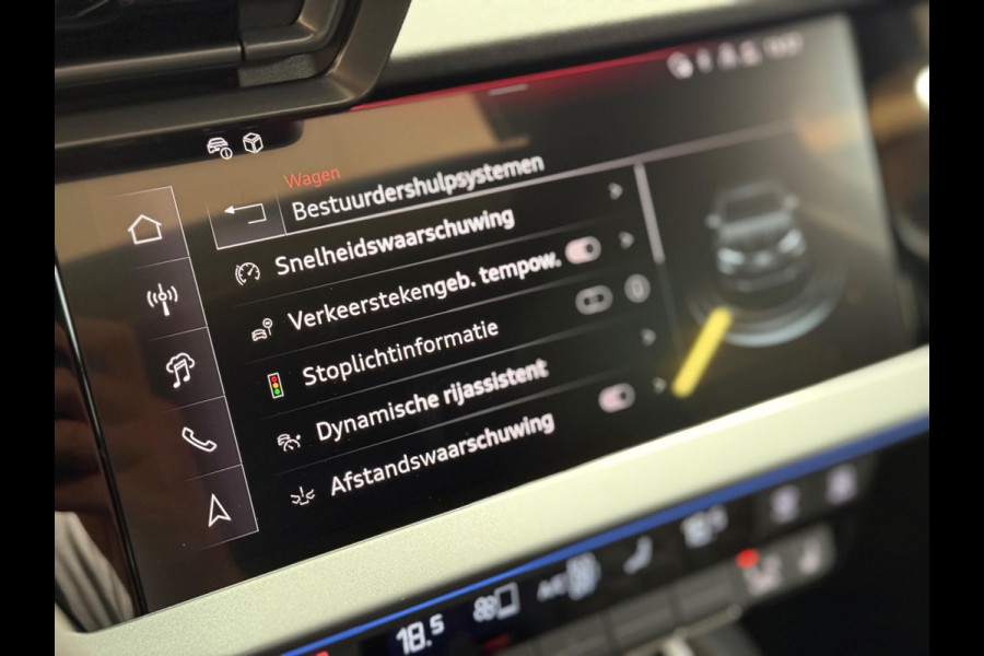 Audi RS3 Sportback 2.5 TFSI RS 3 quattro | Facelift | Pano | SONOS | Keyless | HUD | ACC | RS-Zetels