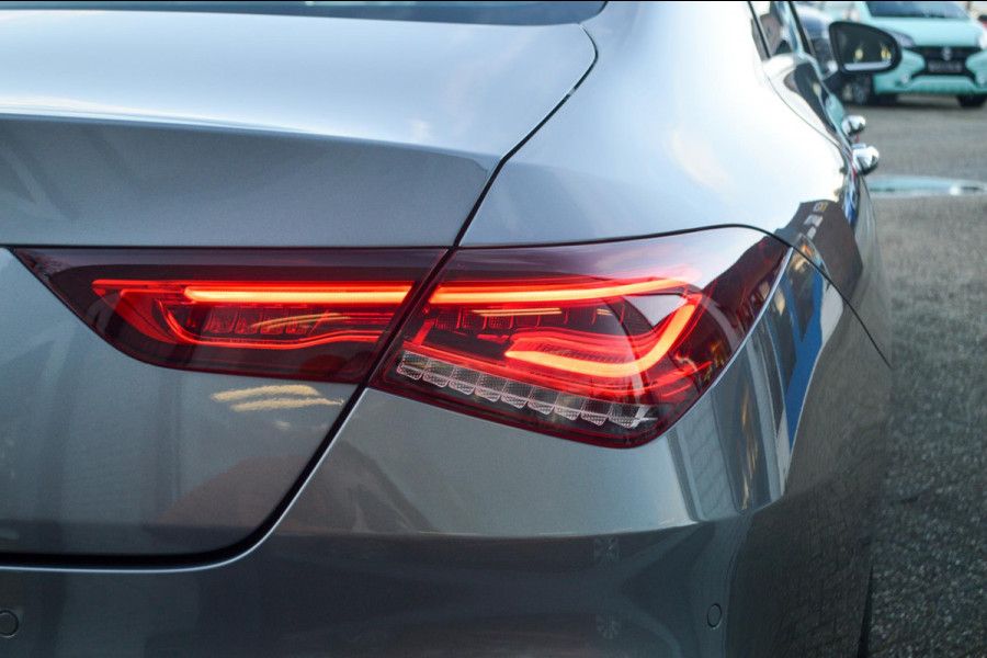 Mercedes-Benz CLA-Klasse 200 AMG Line 1E EIGENAAR|STOELVERWARMING|VIRTUAL COCKPIT