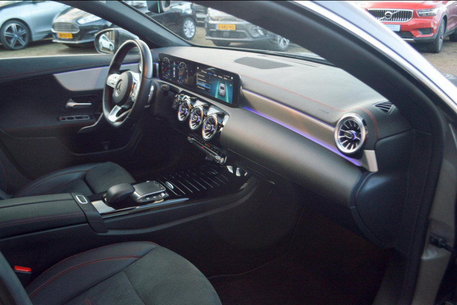 Mercedes-Benz CLA-Klasse 200 AMG Line 1E EIGENAAR|STOELVERWARMING|VIRTUAL COCKPIT