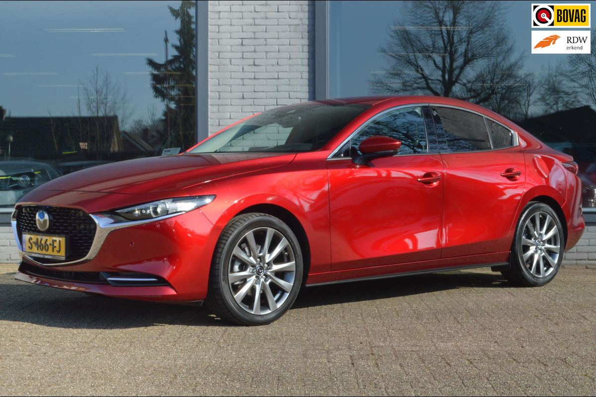 Mazda 3 2.0 e-SkyActiv-X Hybrid 186 Luxury TREKHAAK|LEER|BOSE AUDIO Mazda 3 2.0 e-SkyActiv-X Hybrid 186 Luxury TREKHAAK|LEER|BOSE AUDIO