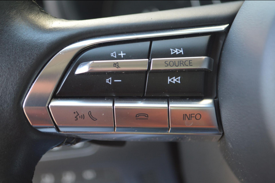 Mazda 3 2.0 e-SkyActiv-X Hybrid 186 Luxury TREKHAAK|LEER|BOSE AUDIO