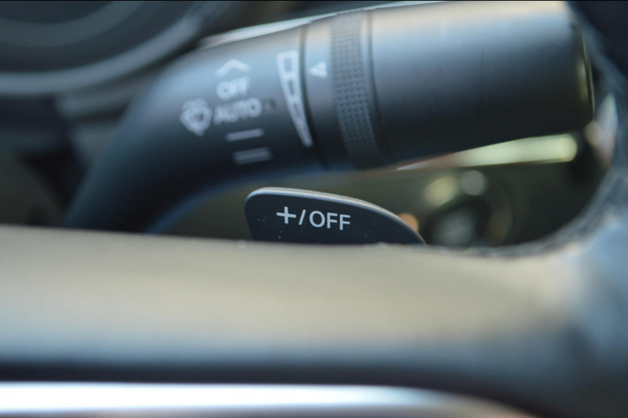 Mazda 3 2.0 e-SkyActiv-X Hybrid 186 Luxury TREKHAAK|LEER|BOSE AUDIO