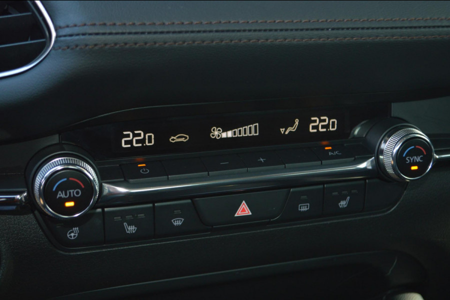 Mazda 3 2.0 e-SkyActiv-X Hybrid 186 Luxury TREKHAAK|LEER|BOSE AUDIO