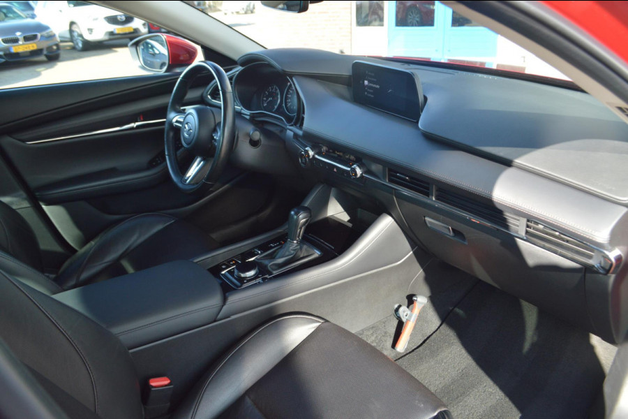 Mazda 3 2.0 e-SkyActiv-X Hybrid 186 Luxury TREKHAAK|LEER|BOSE AUDIO