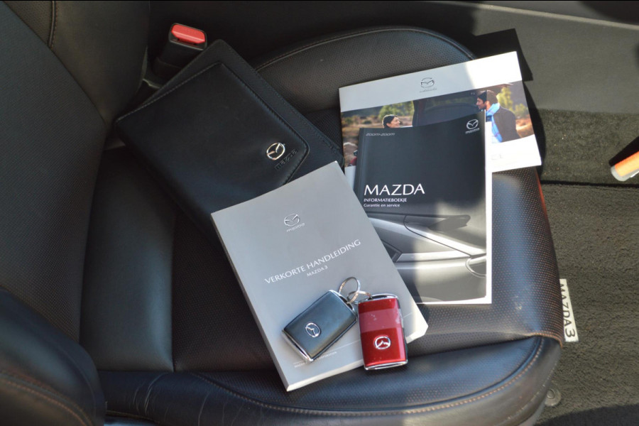 Mazda 3 2.0 e-SkyActiv-X Hybrid 186 Luxury TREKHAAK|LEER|BOSE AUDIO