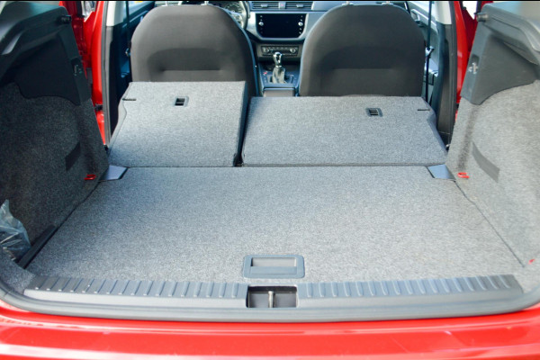 Seat Arona 1.0 TSI Style Business Intense BEATS AUDIO|CAMERA|DAB+|NAVI | Cruise adaptief | 2 nwe banden