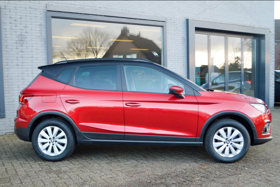 Seat Arona 1.0 TSI Style Business Intense BEATS AUDIO|CAMERA|DAB+|NAVI | Cruise adaptief | 2 nwe banden