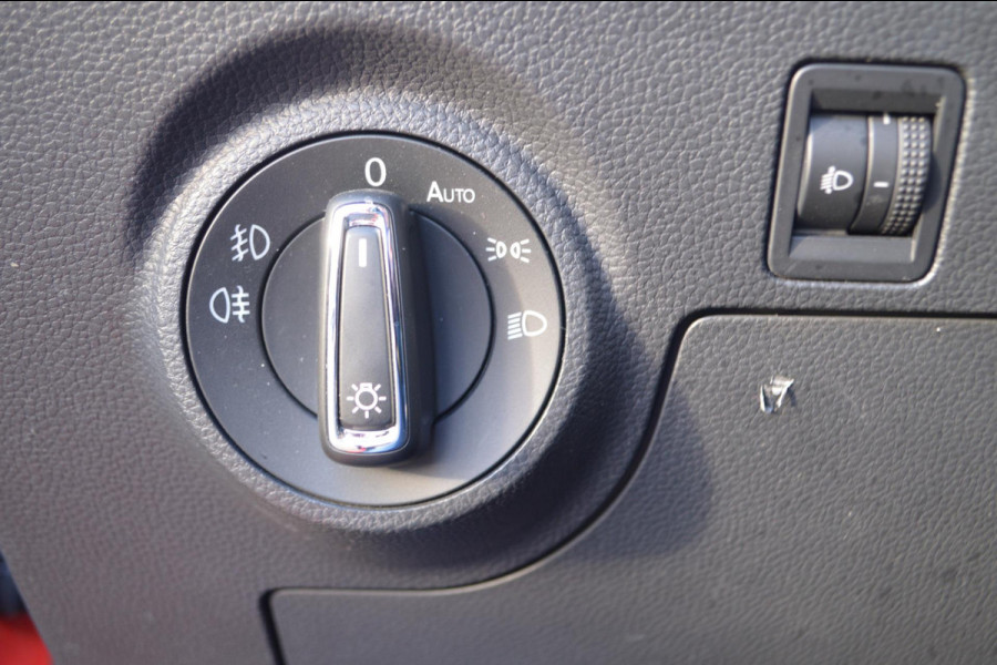 Seat Arona 1.0 TSI Style Business Intense BEATS AUDIO|CAMERA|DAB+|NAVI | Cruise adaptief | 2 nwe banden