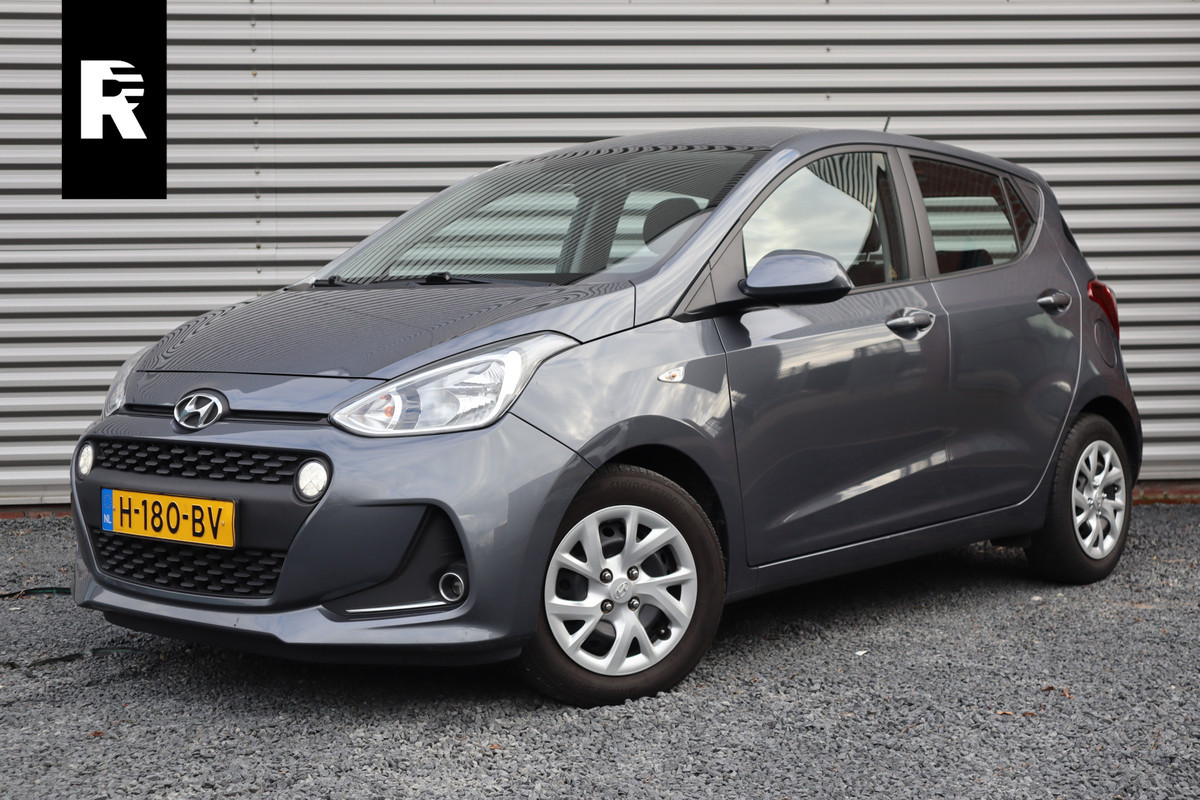Hyundai i10 1.0i Comfort Airco / Cruise Control / Bluetooth Hyundai i10 1.0i Comfort Airco / Cruise Control / Bluetooth