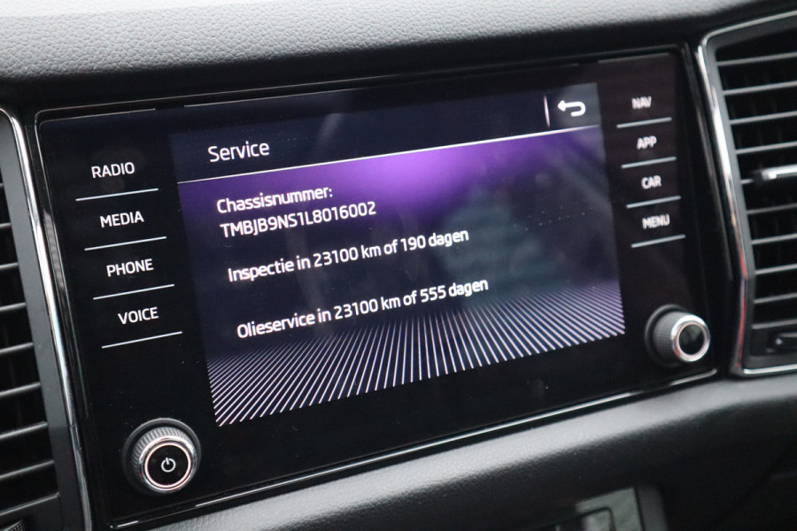 Škoda Kodiaq 1.5 TSI Business Edition Pano / Canton / 19inch / Camera / Dodehoek / NL-Auto