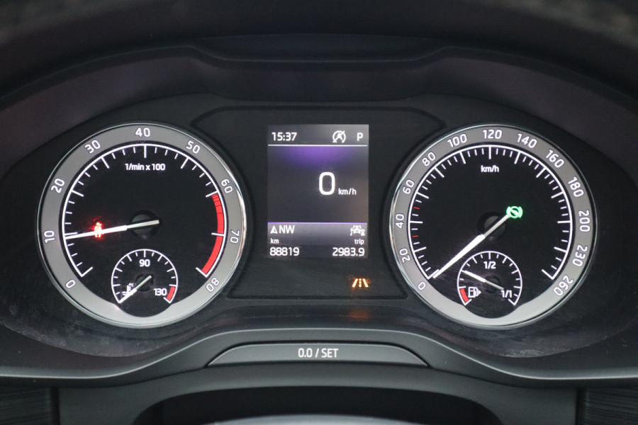 Škoda Kodiaq 1.5 TSI Business Edition Pano / Canton / 19inch / Camera / Dodehoek / NL-Auto