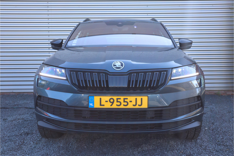 Škoda Karoq 1.5 TSI Sportline Business Digital Dash / Canton / Trekhaak / 19inch Stoelverwarming /