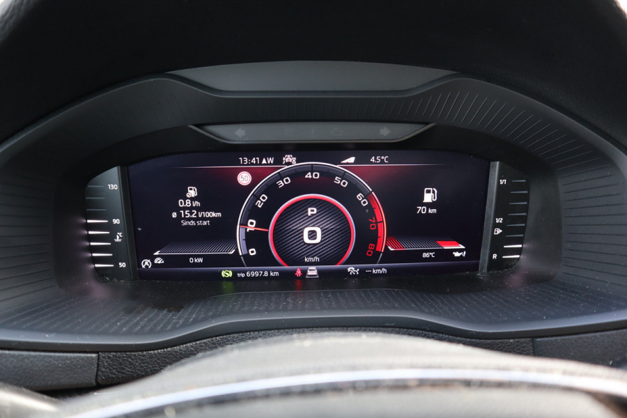 Škoda Karoq 1.5 TSI Sportline Business Digital Dash / Canton / Trekhaak / 19inch Stoelverwarming /