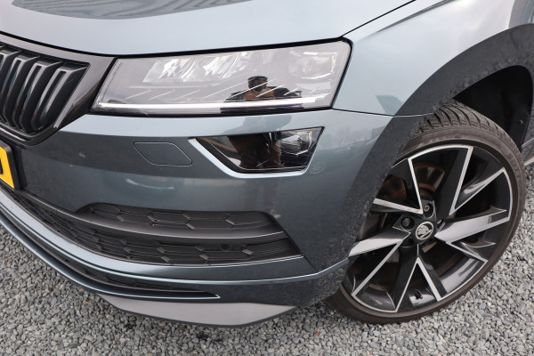 Škoda Karoq 1.5 TSI Sportline Business Digital Dash / Canton / Trekhaak / 19inch Stoelverwarming /