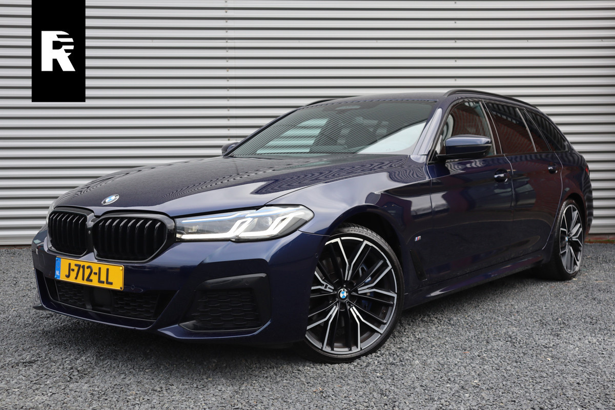 BMW 5 Serie Touring 530i xDrive M-Sport High Executive Achteras Sturing / Trekhaak / 360 Camera / Adaptieve Cruise BMW 5 Serie Touring 530i xDrive M-Sport High Executive Achteras Sturing / Trekhaak / 360 Camera / Adaptieve Cruise