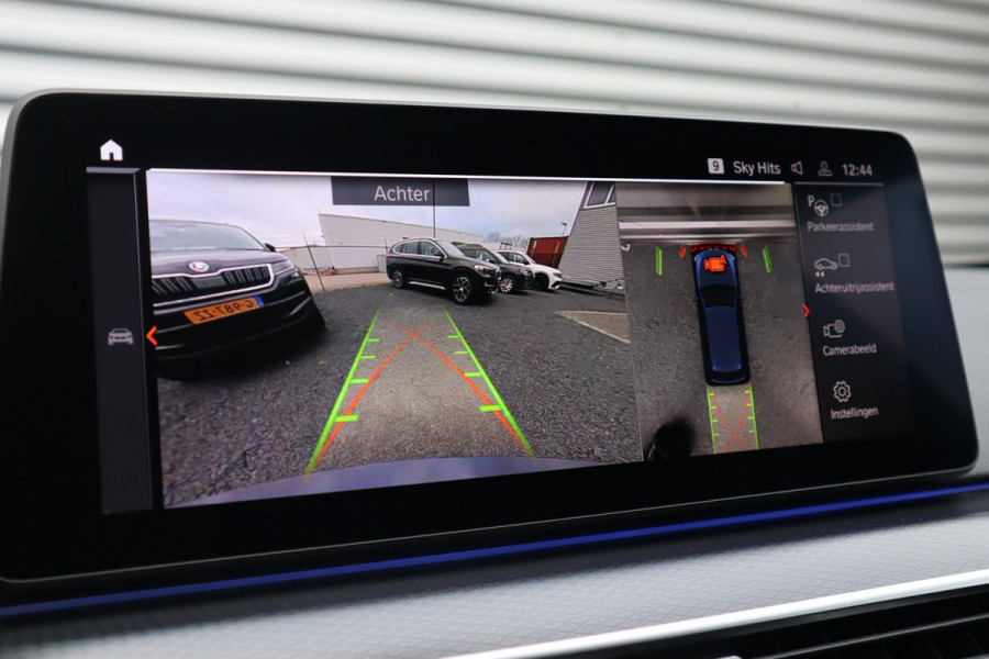 BMW 5 Serie Touring 530i xDrive M-Sport High Executive Achteras Sturing / Trekhaak / 360 Camera / Adaptieve Cruise