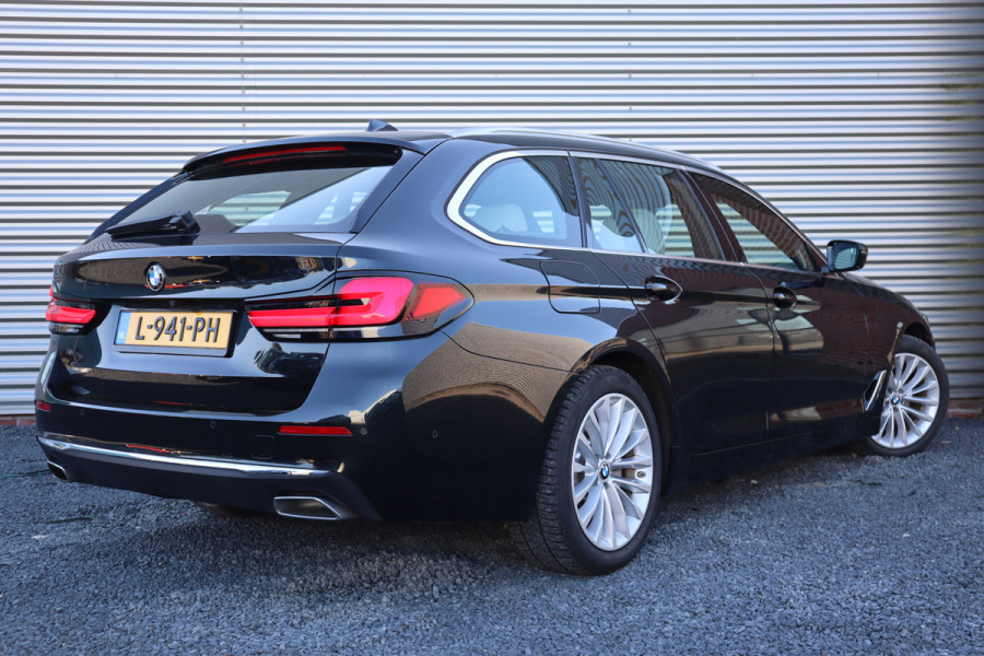 BMW 5 Serie Touring 530e High Executive Pano / Stoelventilatie / Individual / Leder dashboard / Zeer compleet /