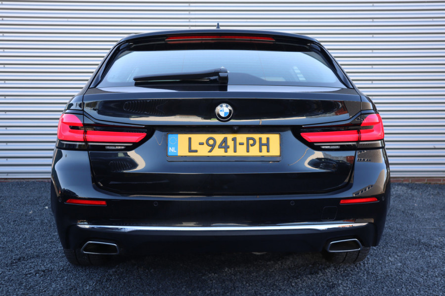 BMW 5 Serie Touring 530e High Executive Pano / Stoelventilatie / Individual / Leder dashboard / Zeer compleet /