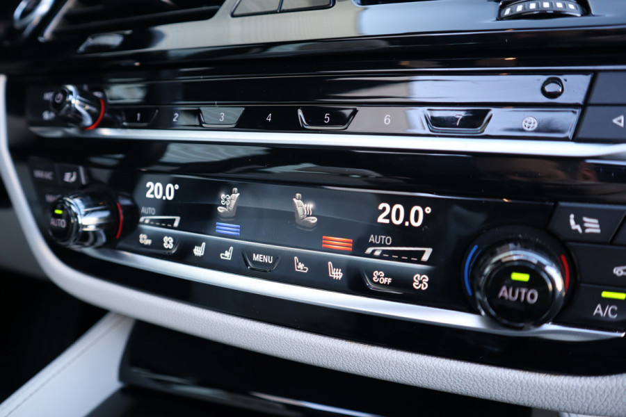 BMW 5 Serie Touring 530e High Executive Pano / Stoelventilatie / Individual / Leder dashboard / Zeer compleet /