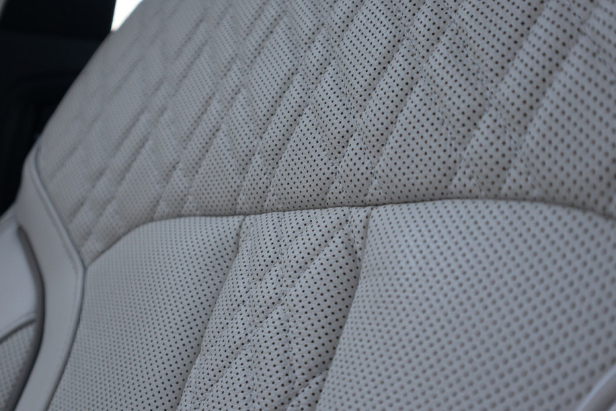 BMW 5 Serie Touring 530e High Executive Pano / Stoelventilatie / Individual / Leder dashboard / Zeer compleet /