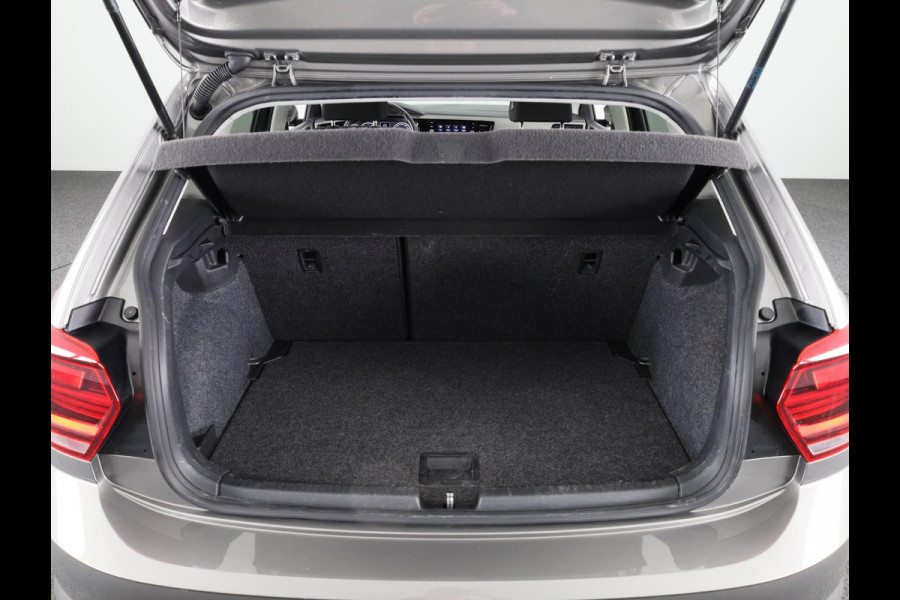 Volkswagen Polo 1.0 TSI R-Line Edition 95 pk | Navigatie via App | Adaptieve cruise control | Apple carplay/ Andriod auto | R-line exterieur pakket |