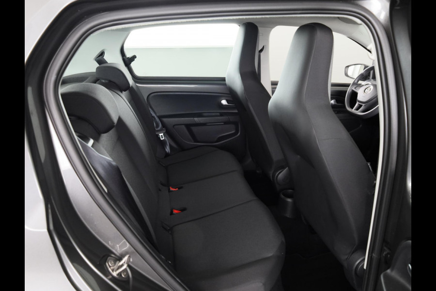 Volkswagen up! 1.0 65 pk | Verlengde garantie | Navigatie via App | Parkeersensoren achter | Achteruitrijcamera | Cruise control | Autom. airco |
