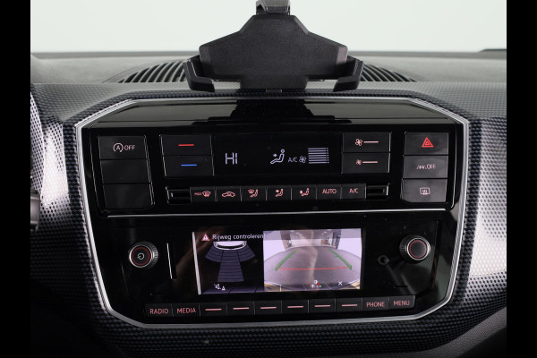 Volkswagen up! 1.0 65 pk | Verlengde garantie | Navigatie via App | Parkeersensoren achter | Achteruitrijcamera | Cruise control | Autom. airco |