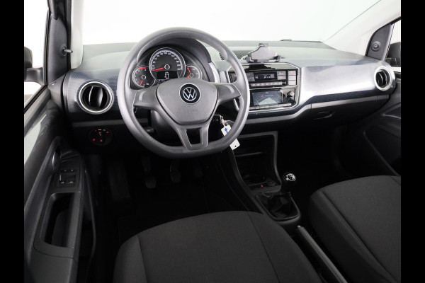 Volkswagen up! 1.0 65 pk | Verlengde garantie | Navigatie via App | Parkeersensoren achter | Achteruitrijcamera | Cruise control | Autom. airco |