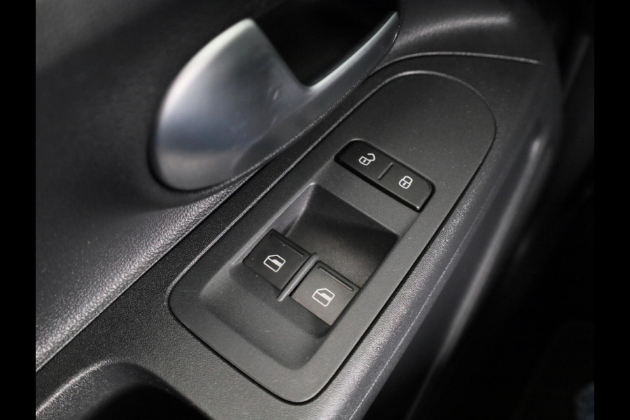 Volkswagen up! 1.0 65 pk | Verlengde garantie | Navigatie via App | Parkeersensoren achter | Achteruitrijcamera | Cruise control | Autom. airco |