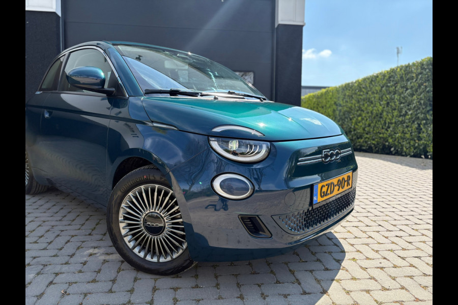 Fiat 500E 42 kWh - CarPlay - Camera - Cruise - Digi dash -PDC