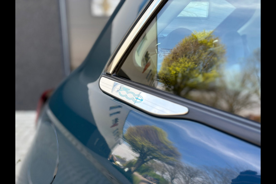 Fiat 500E 42 kWh - CarPlay - Camera - Cruise - Digi dash -PDC