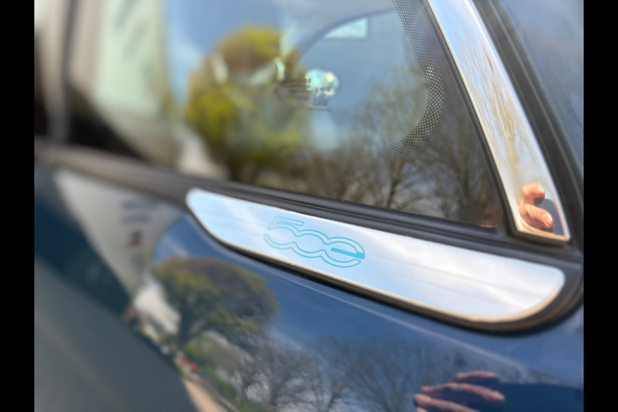 Fiat 500E 42 kWh - CarPlay - Camera - Cruise - Digi dash -PDC