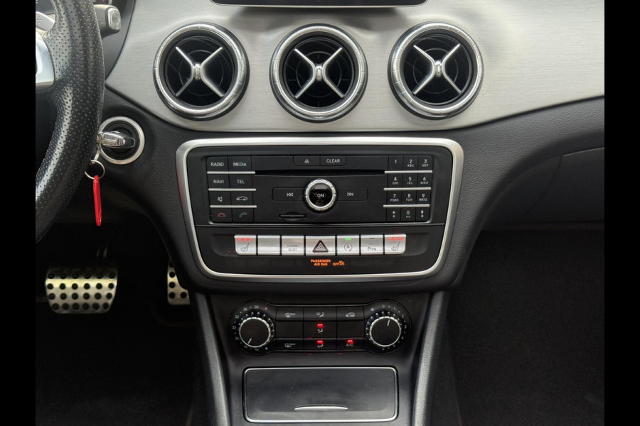 Mercedes-Benz CLA-Klasse Shooting Brake 180 AMG | PANORAMA