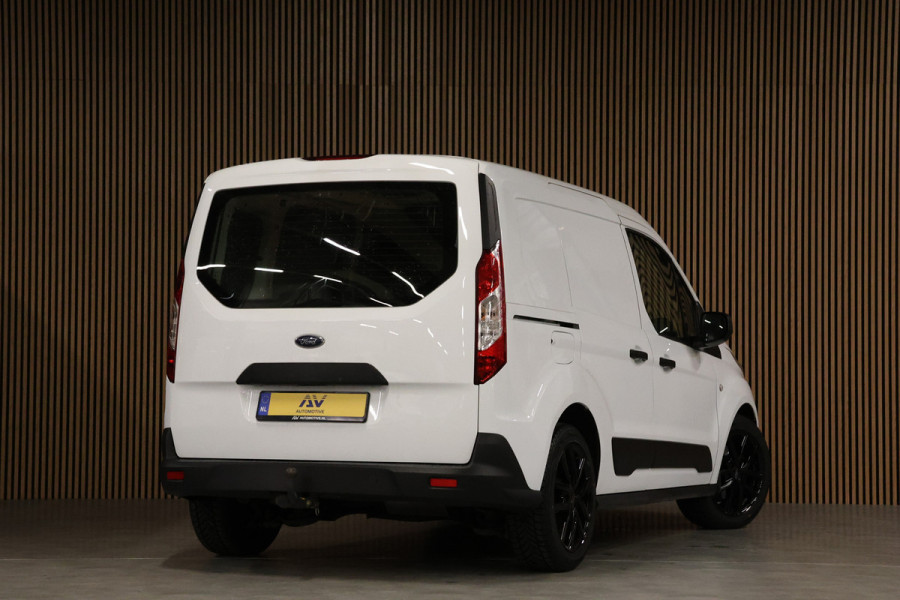 Ford Transit Connect 1.0 Ecoboost 100 PK | CarPlay | Camera | Stoelverwarming | Trekhaak | Airco | Bluetooth | BPM Vrij | Nieuwe APK | Onderhoudsbeurt