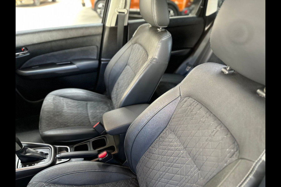 Suzuki Vitara 1.4 Boosterjet Stijl, automaat, leder/alcantara, pano, camera veel opties