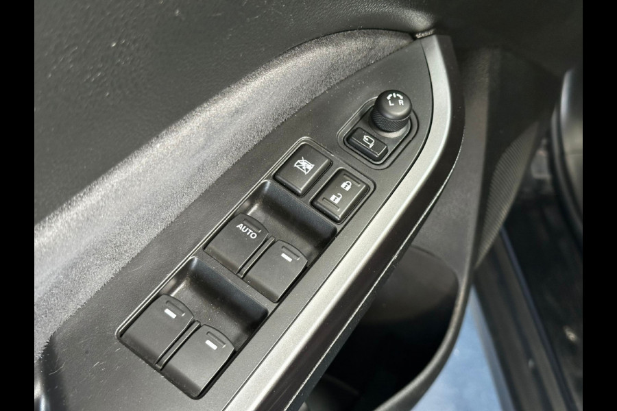 Suzuki Vitara 1.4 Boosterjet Stijl, automaat, leder/alcantara, pano, camera veel opties