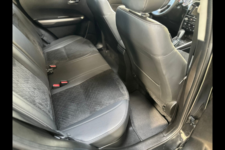Suzuki Vitara 1.4 Boosterjet Stijl, automaat, leder/alcantara, pano, camera veel opties