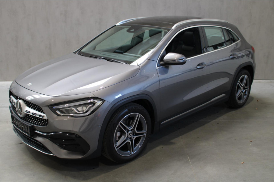Mercedes-Benz GLA 200 AMG Line Panorama/Camera/Carplay prijs is rijklaar incl 12 maanden bovag