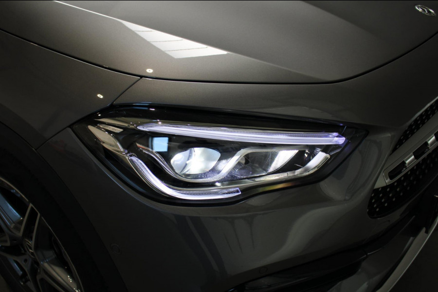 Mercedes-Benz GLA 200 AMG Line Panorama/Camera/Carplay prijs is rijklaar incl 12 maanden bovag
