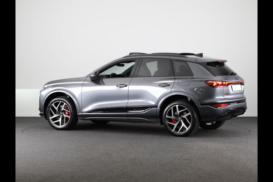 Audi Q6 SQ6 e-tron SQ6 100 kWh Head Up Display, panoramadak, trekhaak, adaptive air suspension, camera's rondom, adapative cruise control