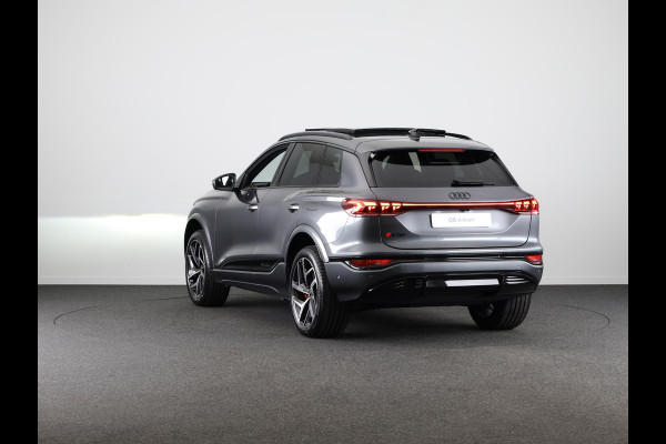Audi Q6 SQ6 e-tron SQ6 100 kWh Head Up Display, panoramadak, trekhaak, adaptive air suspension, camera's rondom, adapative cruise control