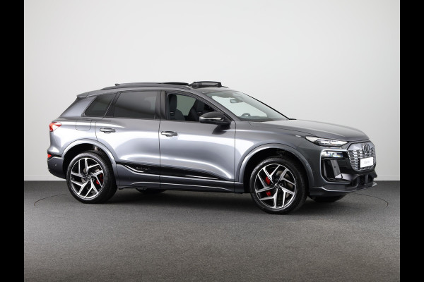 Audi Q6 SQ6 e-tron SQ6 100 kWh Head Up Display, panoramadak, trekhaak, adaptive air suspension, camera's rondom, adapative cruise control