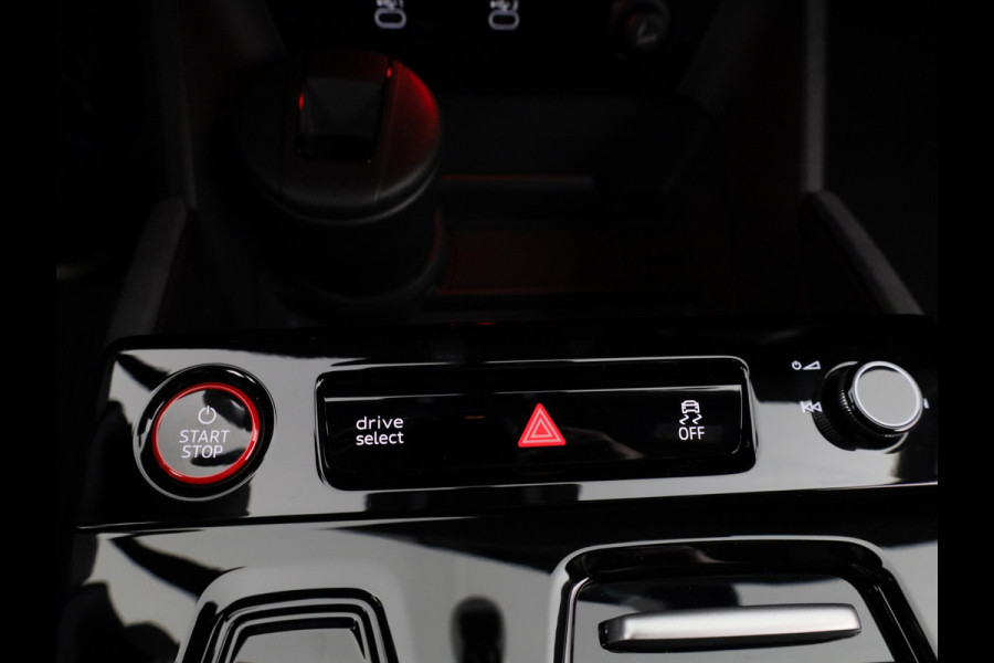Audi Q6 SQ6 e-tron SQ6 100 kWh Head Up Display, panoramadak, trekhaak, adaptive air suspension, camera's rondom, adapative cruise control
