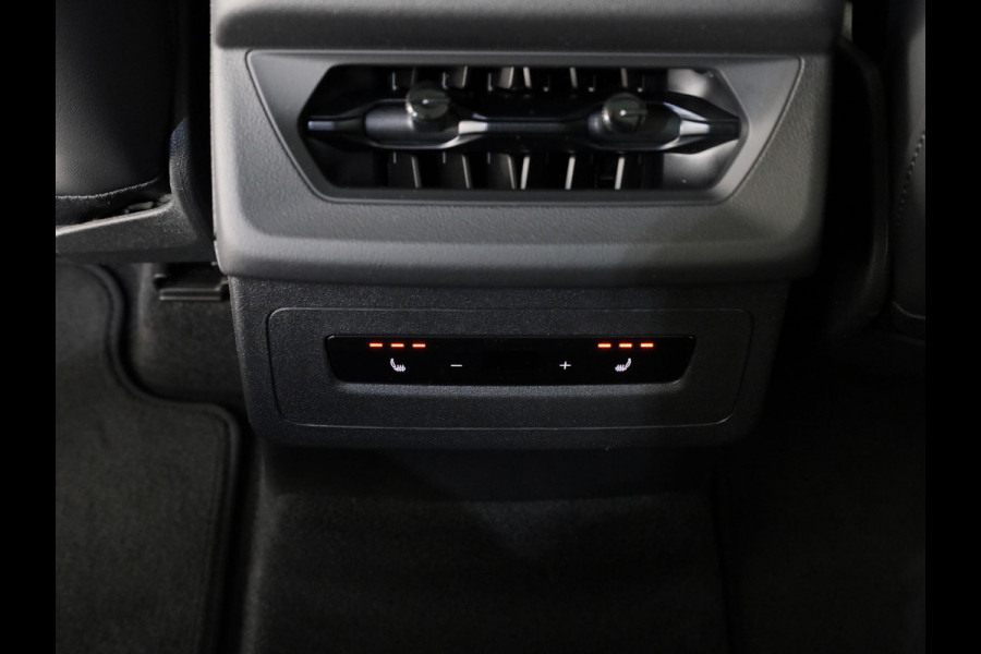 Audi Q6 SQ6 e-tron SQ6 100 kWh Head Up Display, panoramadak, trekhaak, adaptive air suspension, camera's rondom, adapative cruise control