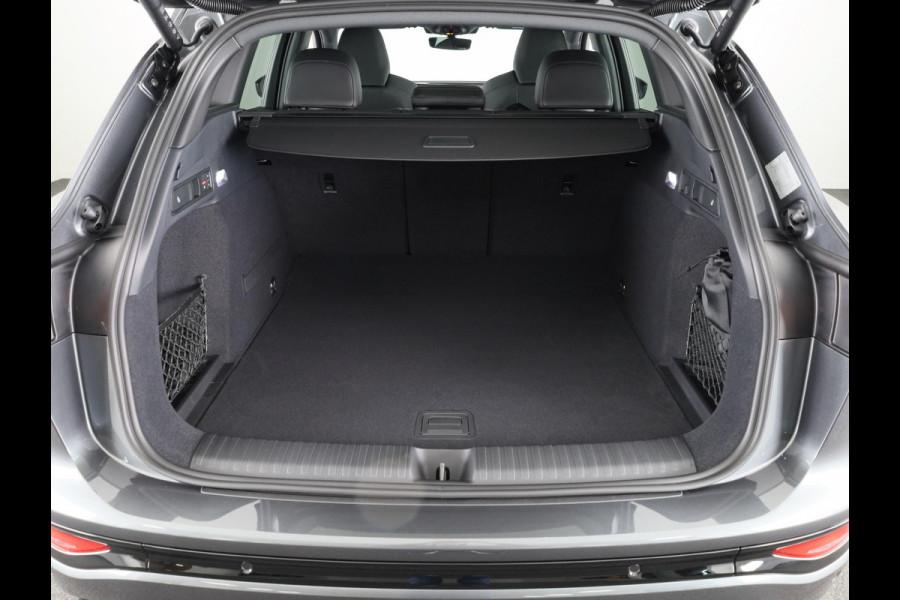 Audi Q6 SQ6 e-tron SQ6 100 kWh Head Up Display, panoramadak, trekhaak, adaptive air suspension, camera's rondom, adapative cruise control