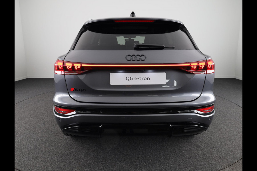 Audi Q6 SQ6 e-tron SQ6 100 kWh Head Up Display, panoramadak, trekhaak, adaptive air suspension, camera's rondom, adapative cruise control