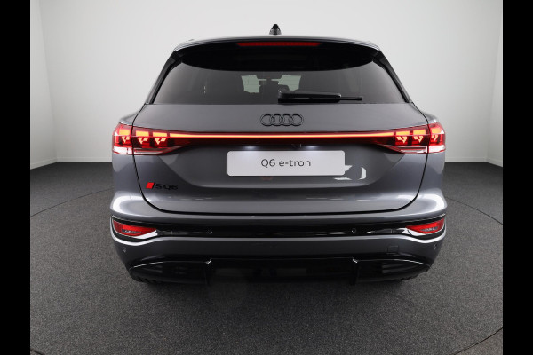 Audi Q6 SQ6 e-tron SQ6 100 kWh Head Up Display, panoramadak, trekhaak, adaptive air suspension, camera's rondom, adapative cruise control