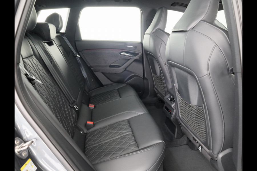 Audi Q6 SQ6 e-tron SQ6 100 kWh Head Up Display, panoramadak, trekhaak, adaptive air suspension, camera's rondom, adapative cruise control