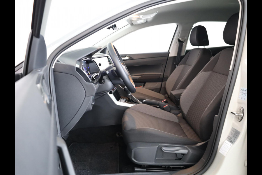 Volkswagen Polo 1.0 TSI Life Edition 95pk DSG| digital display| LM-velgen| Camera